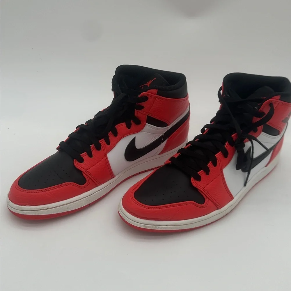 Nike Air Jordan 1 Retro 